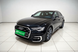 奥迪A6L 2025款 45 TFSI 臻选动感型