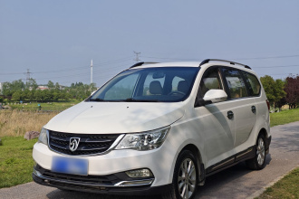 宝骏730 2016款 1.5L 手动舒适型 7座 国V