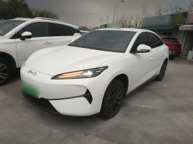 比亚迪e7 2025款 520智惠版