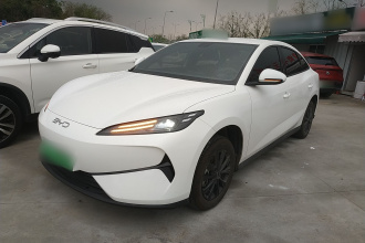 比亚迪e7 2025款 520智惠版