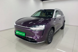 鸿蒙智行 问界M9 2025款 增程 Ultra版 52kWh 6座版 (192线激光雷达）