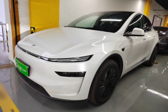 特斯拉 Model Y 2025款 长续航全轮驱动版