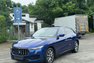 玛莎拉蒂 Levante 2016款 3.0T 标准型