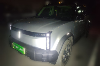 iCAR 03 2024款 401km 两驱标准进阶版