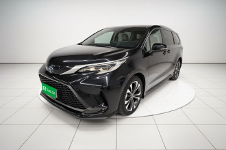 丰田 格瑞维亚 2022款 2.5L混动 尊贵版