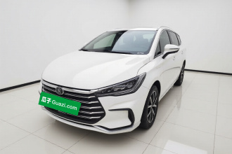 比亚迪 宋MAX新能源 2022款 DM-i 105KM 尊荣型