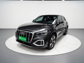 奥迪Q2L 2022款 35 TFSI 时尚致雅型