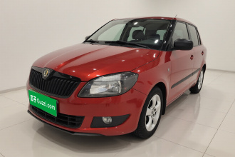 斯柯达 晶锐 2012款 1.6L 手动酷黑版