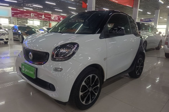 smart fortwo 2015款 1.0L 52千瓦硬顶激情版