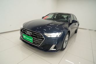 奥迪A7L 2024款 45TFSI S-line 筑梦型 流晶套装