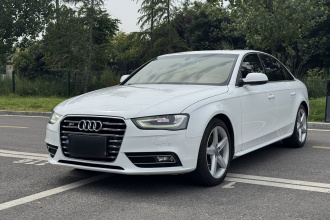 奥迪A4L 2013款 35 TFSI 自动标准型