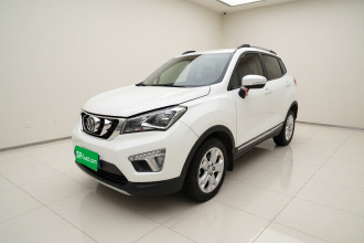 长安CS15 2016款 1.5L 手动时尚版