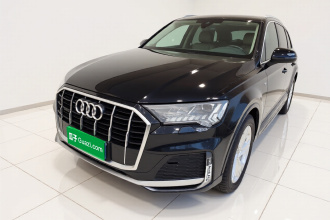 奥迪Q7 2023款 45 TFSI quattro S line运动型