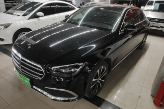 奔驰E级新能源 2022款 改款二 E 350 e L 插电式混合动力轿车