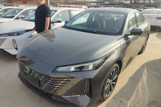 长安 逸动 2025款 蓝鲸 1.5T 500Bar尊贵型