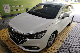 北京汽车 绅宝D50 2018款 1.5L CVT尊贵智驾版