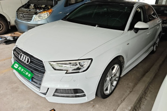 奥迪A3 2018款 30周年年型 Limousine 35 TFSI 时尚型