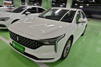 奔腾B70 2025款 龙耀版 1.5T 质享型