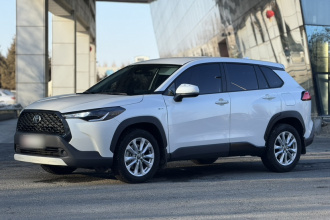 丰田 卡罗拉锐放 2024款 2.0L 智能电混双擎 先锋版