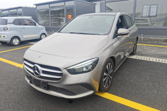 奔驰B级 2021款 B 200 动感型