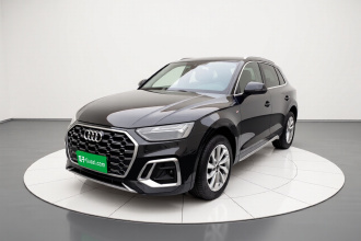 奥迪Q5L 2022款 改款 40T 豪华动感型
