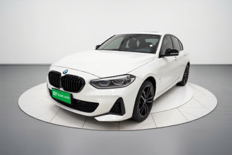 宝马1系 2022款 125i M运动曜夜版