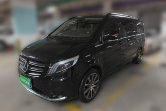 奔驰 威霆 2021款 2.0T 精英版 7座