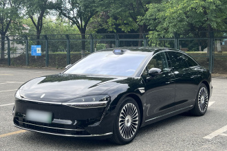 鸿蒙智行 享界S9 2026款 增程 Ultra 后驱 53kWh (192线激光雷达）