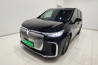 岚图汽车 岚图梦想家 2025款 PHEV 四驱旗舰鲲鹏版