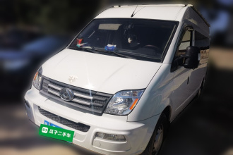 上汽大通MAXUS 新途V80 2021款 2.0T 手动经典傲运通127PS中轴中顶6/7/8/9座