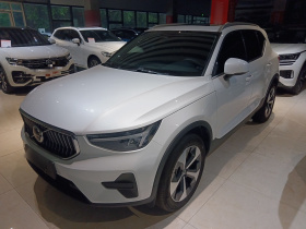 沃尔沃XC40 2023款 B4 四驱智远豪华版