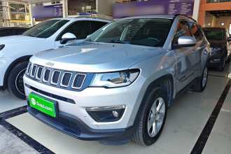 Jeep 指南者 2017款 200T 自动家享版