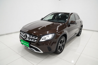 奔驰GLA 2018款 GLA 200 时尚型