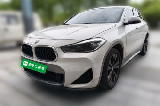 宝马X2 2021款 sDrive20i M越野套装