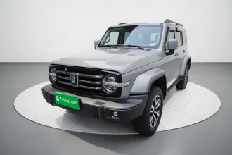 坦克300 2023款 城市版 2.0T 很有型