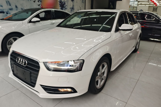奥迪A4L 2013款 35 TFSI 自动标准型