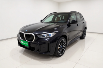 宝马X5 2023款 xDrive 40Li M运动曜夜套装