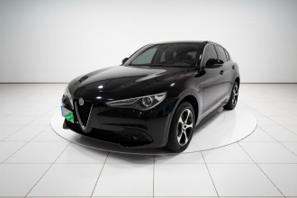 阿尔法·罗密欧 Stelvio斯坦维 2017款 2.0T 200HP 精英版