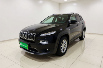 Jeep 自由光 2016款 2.4L 专业智能版