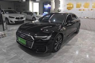 奥迪A6L 2022款 45 TFSI quattro 臻选动感型