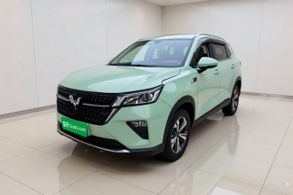 五菱汽车 五菱星辰 2021款 1.5T 手动星光版