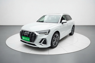 奥迪Q3 2022款 40 TFSI 时尚动感型