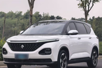 宝骏RM-5 2019款 1.5T CVT 24小时在线豪华型 5座