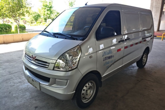 五菱汽车 五菱荣光S 2023款 1.5L 基本型封窗车 2座