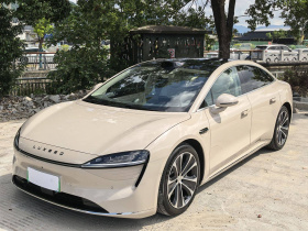 鸿蒙智行 智界S7 2025款 855km Max