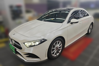奔驰A级 2021款 A 200 L 运动轿车动感型