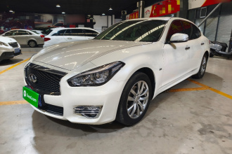英菲尼迪Q70 2019款 Q70L 2.0T 精英版