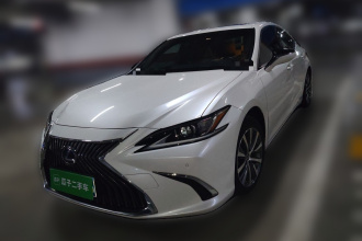 雷克萨斯ES 2018款 300h 卓越版 国VI