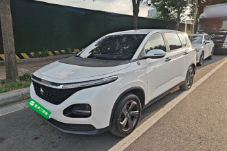 宝骏RM-5 2019款 1.5T CVT 24小时在线精英型 7座