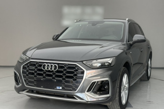 奥迪Q5L 2022款 40T 豪华动感型